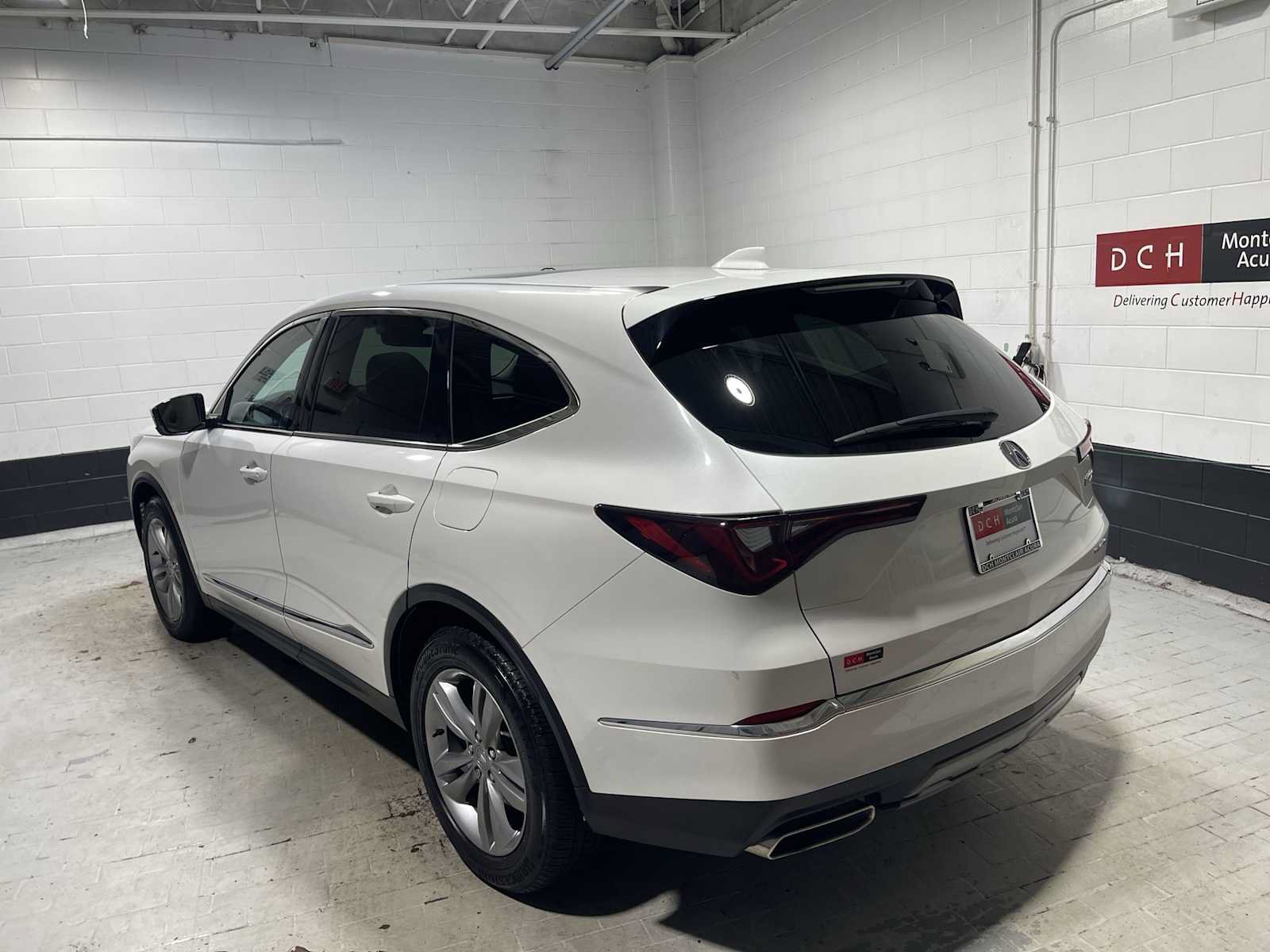 Used 2025 Acura MDX SH-AWD image 4