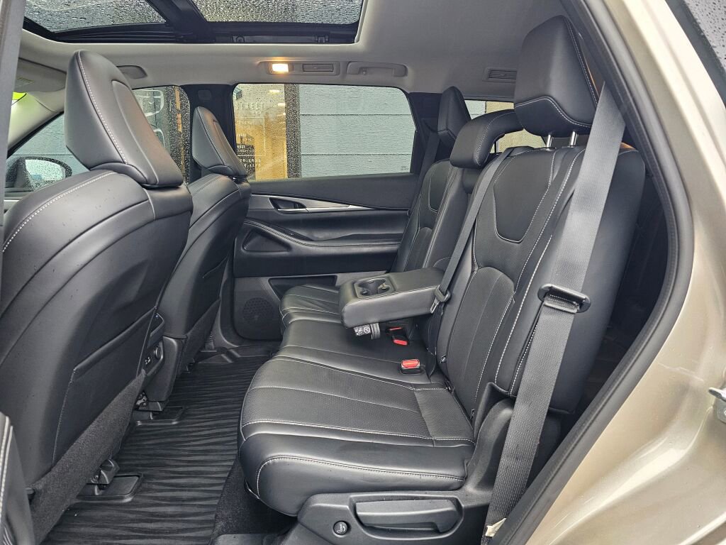 Used 2022 INFINITI QX60 Luxe image 17