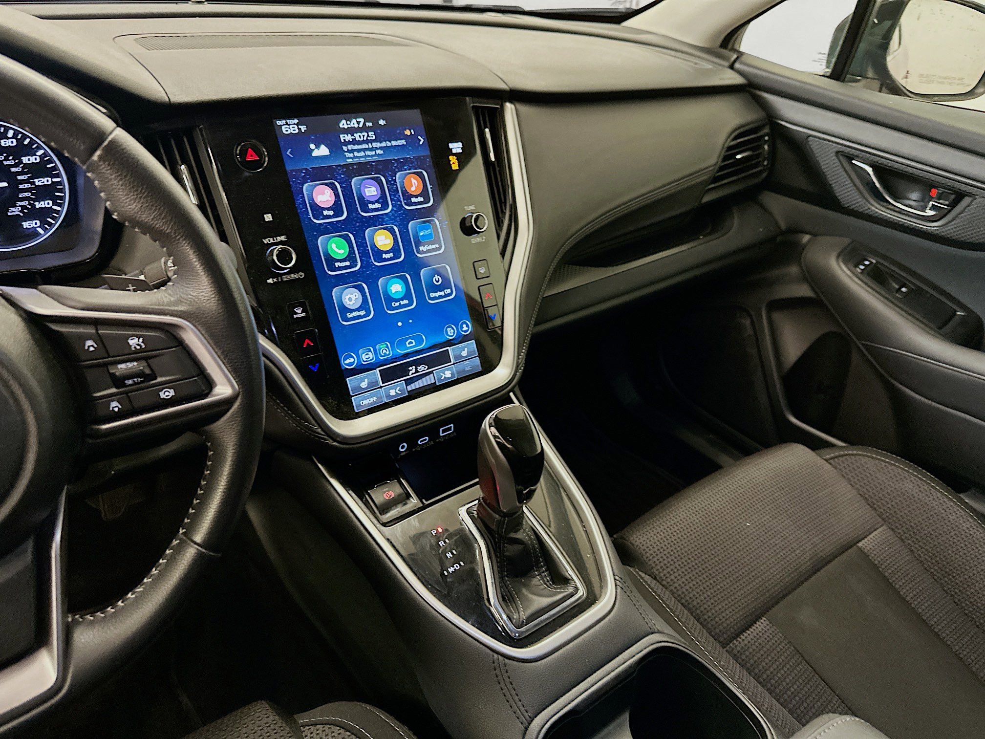 Used 2025 Subaru Outback Premium image 26