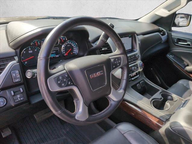 Used 2018 GMC Yukon SLT w/ Premium Edition AWD/4WD image 10