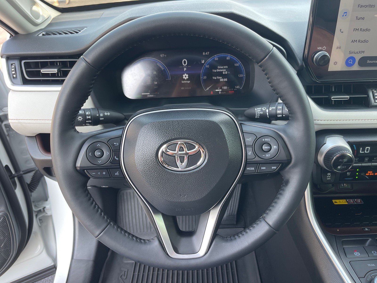 Used 2025 Toyota RAV4 Limited w/ Advanced Technology Package AWD/4WD image 7
