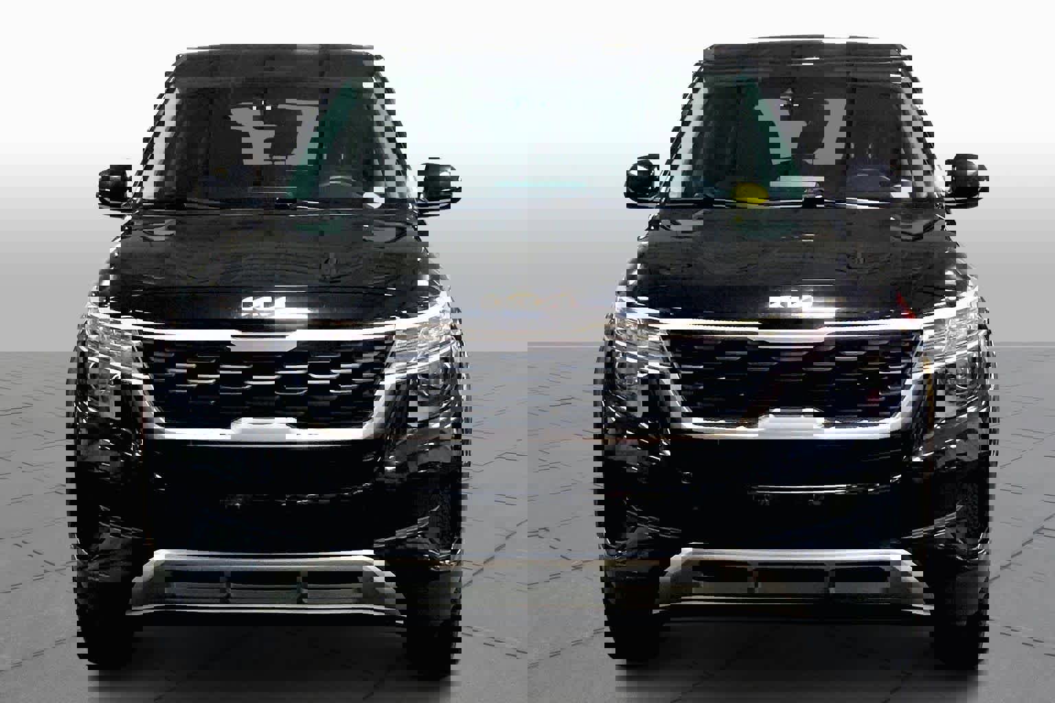 Used 2023 Kia Seltos LX image 4