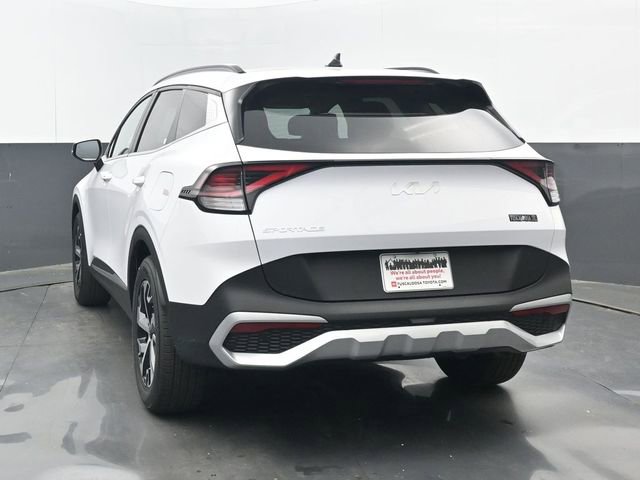 Used 2025 Kia Sportage EX w/ Premium Package image 4