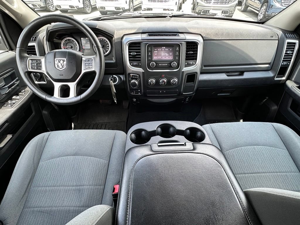 Used 2021 RAM 1500 Classic SLT AWD/4WD image 28