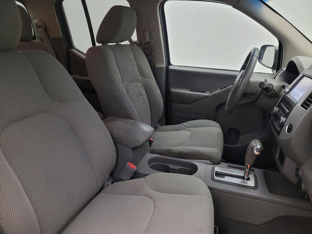 Used 2019 Nissan Frontier SV image 21