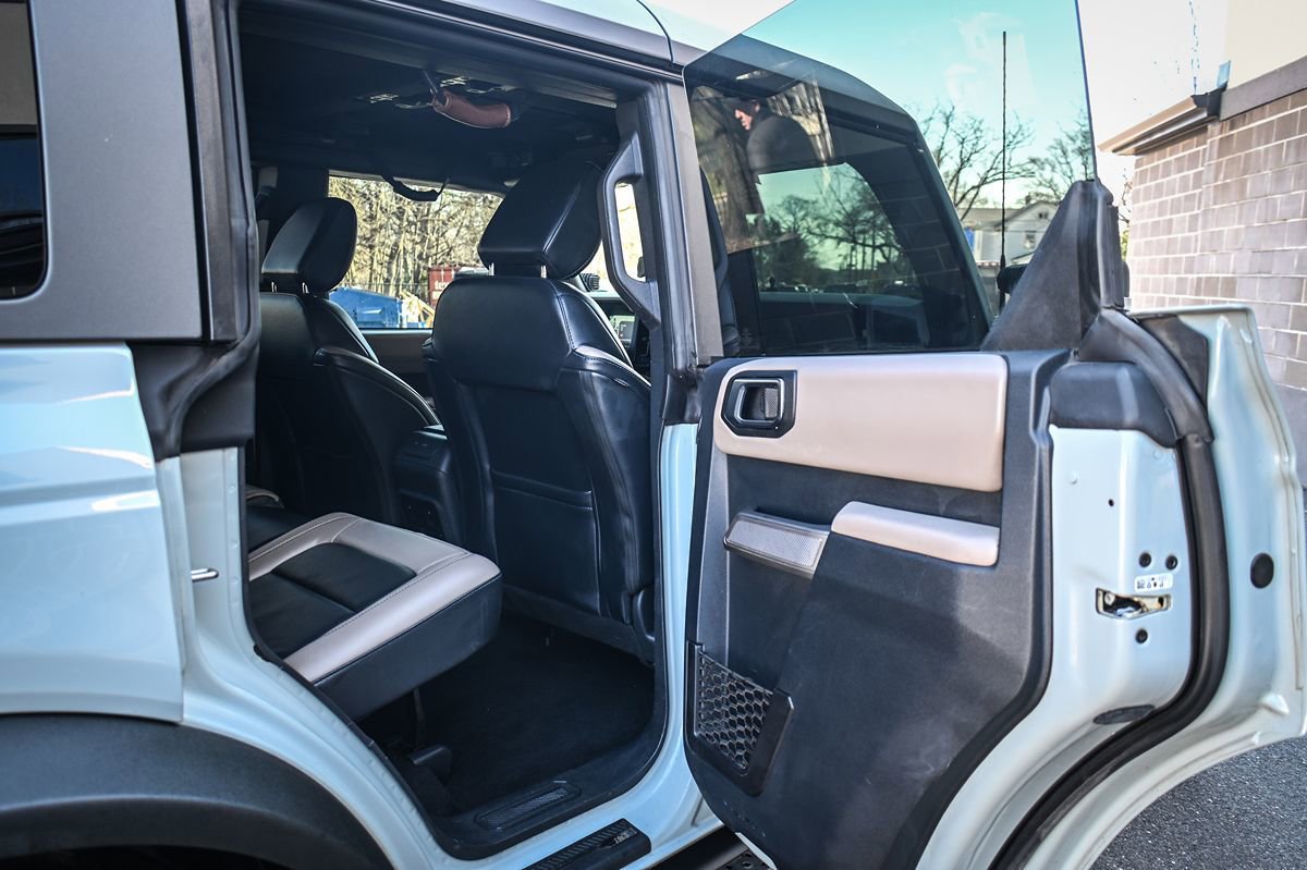 Used 2022 Ford Bronco Wildtrak image 16