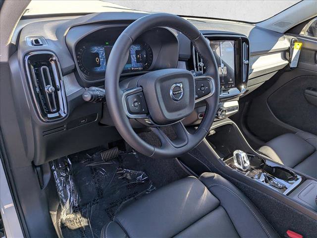 New 2026 Volvo XC40 B5 Plus w/ Protection Package Premier AWD/4WD image 3