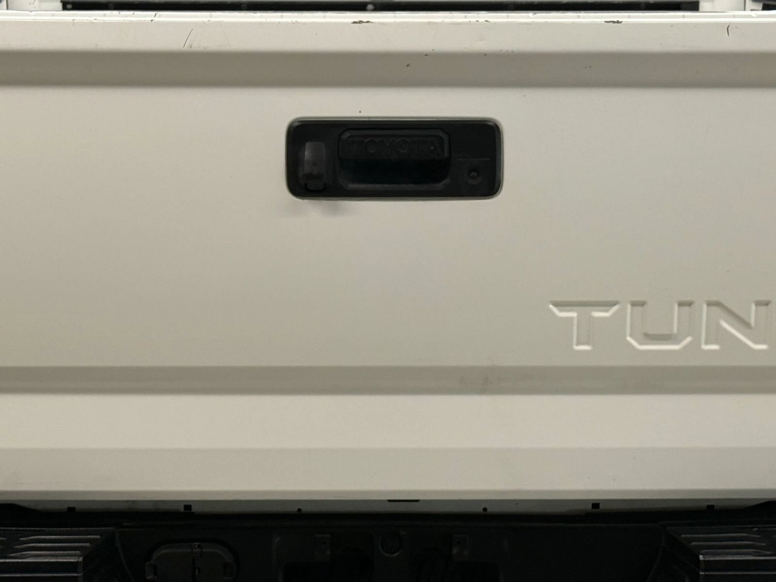 Used 2018 Toyota Tundra Platinum AWD/4WD image 11