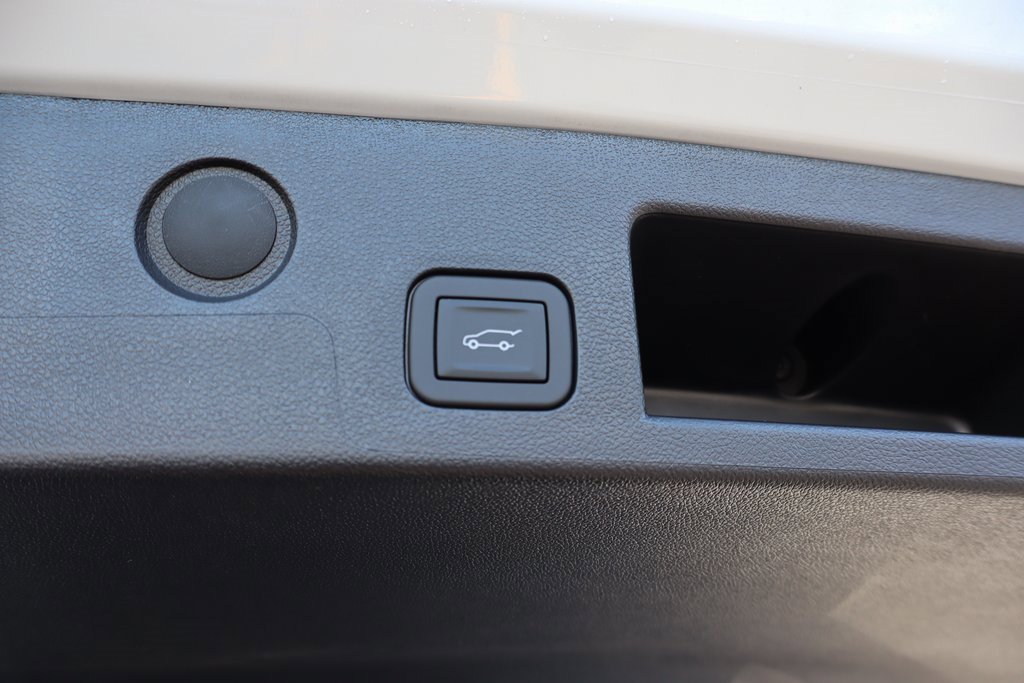 New 2026 Chevrolet Equinox LT w/ Convenience Package II image 23