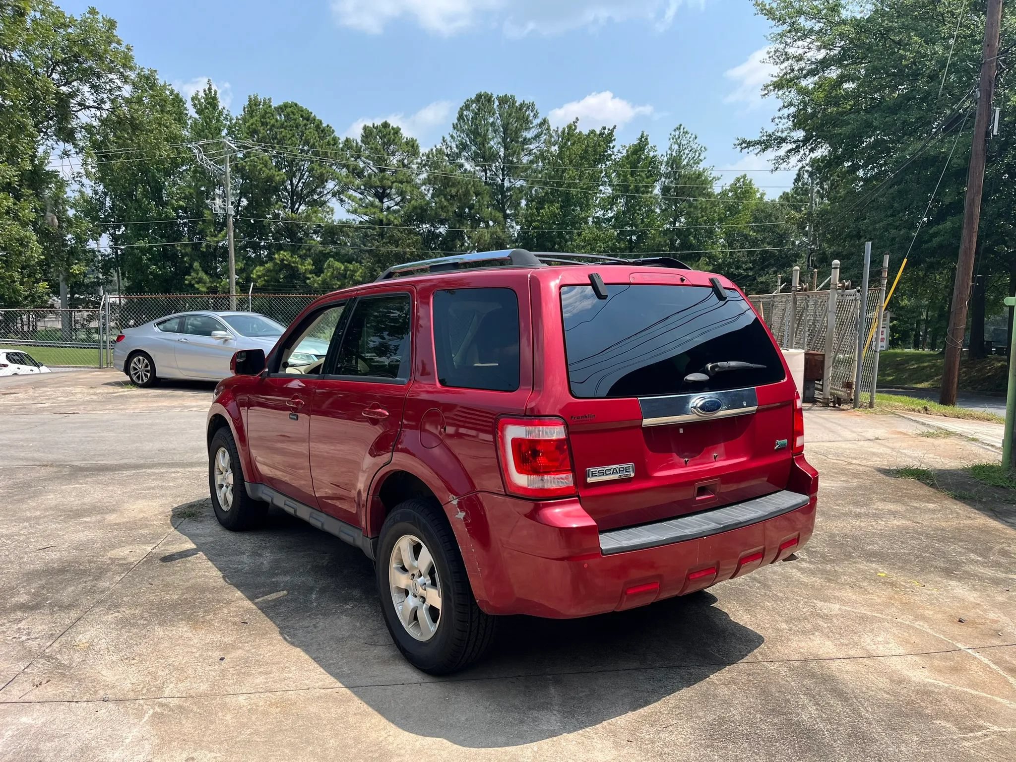 Used 2011 Ford Escape Limited FWD image 6