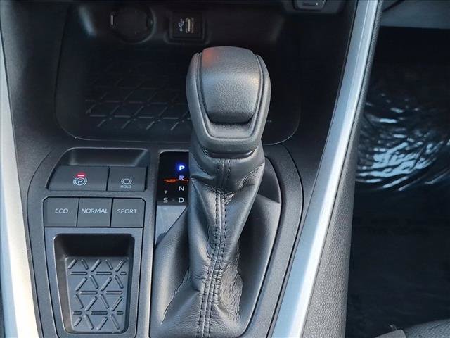 Certified 2025 Toyota RAV4 XLE FWD image 12