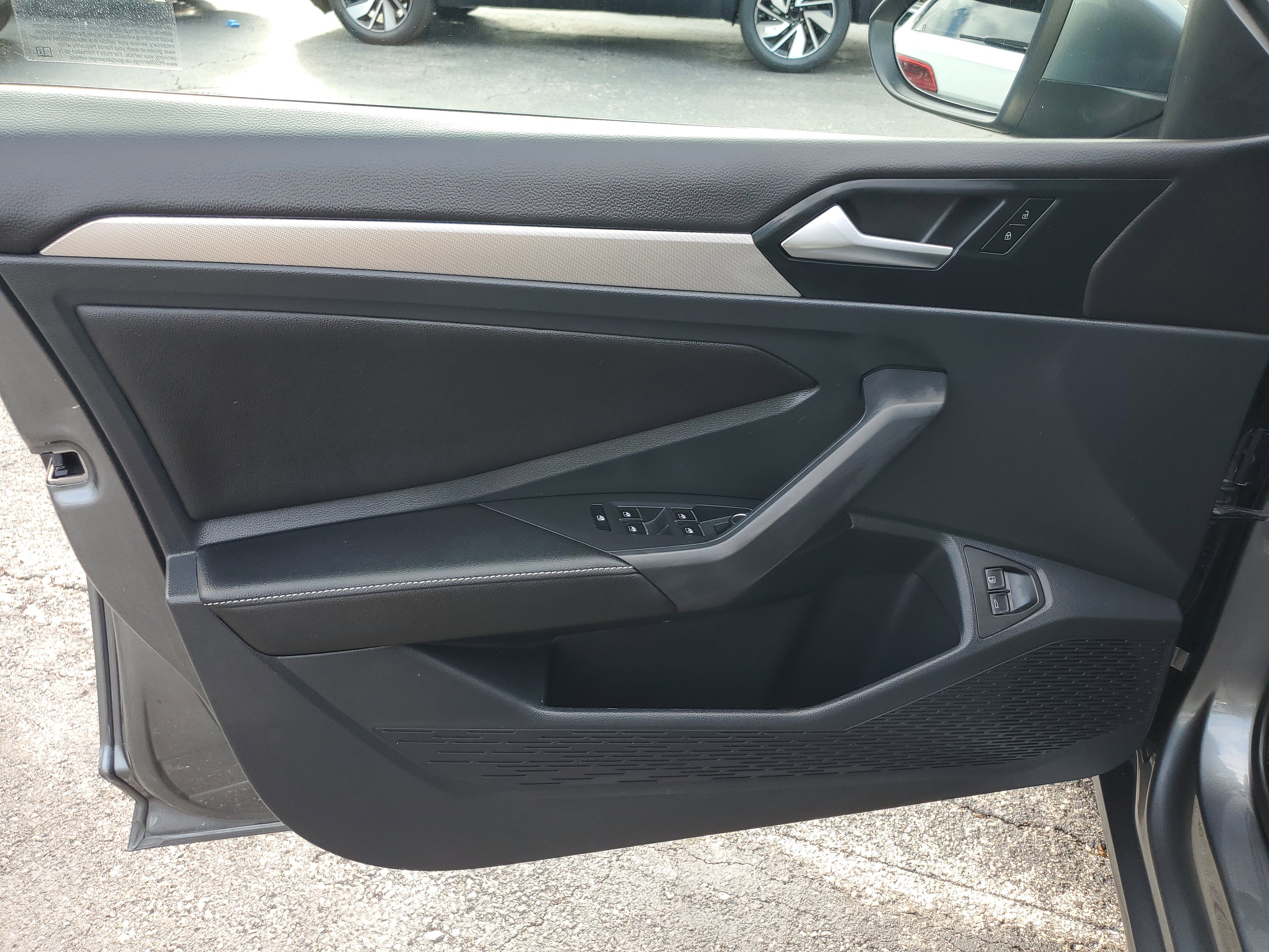 Certified 2023 Volkswagen Jetta S image 20