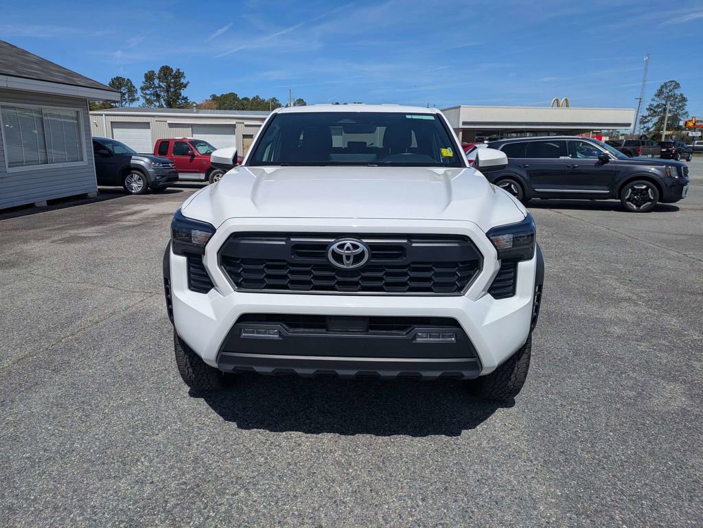 Used 2025 Toyota Tacoma TRD Off-Road image 9