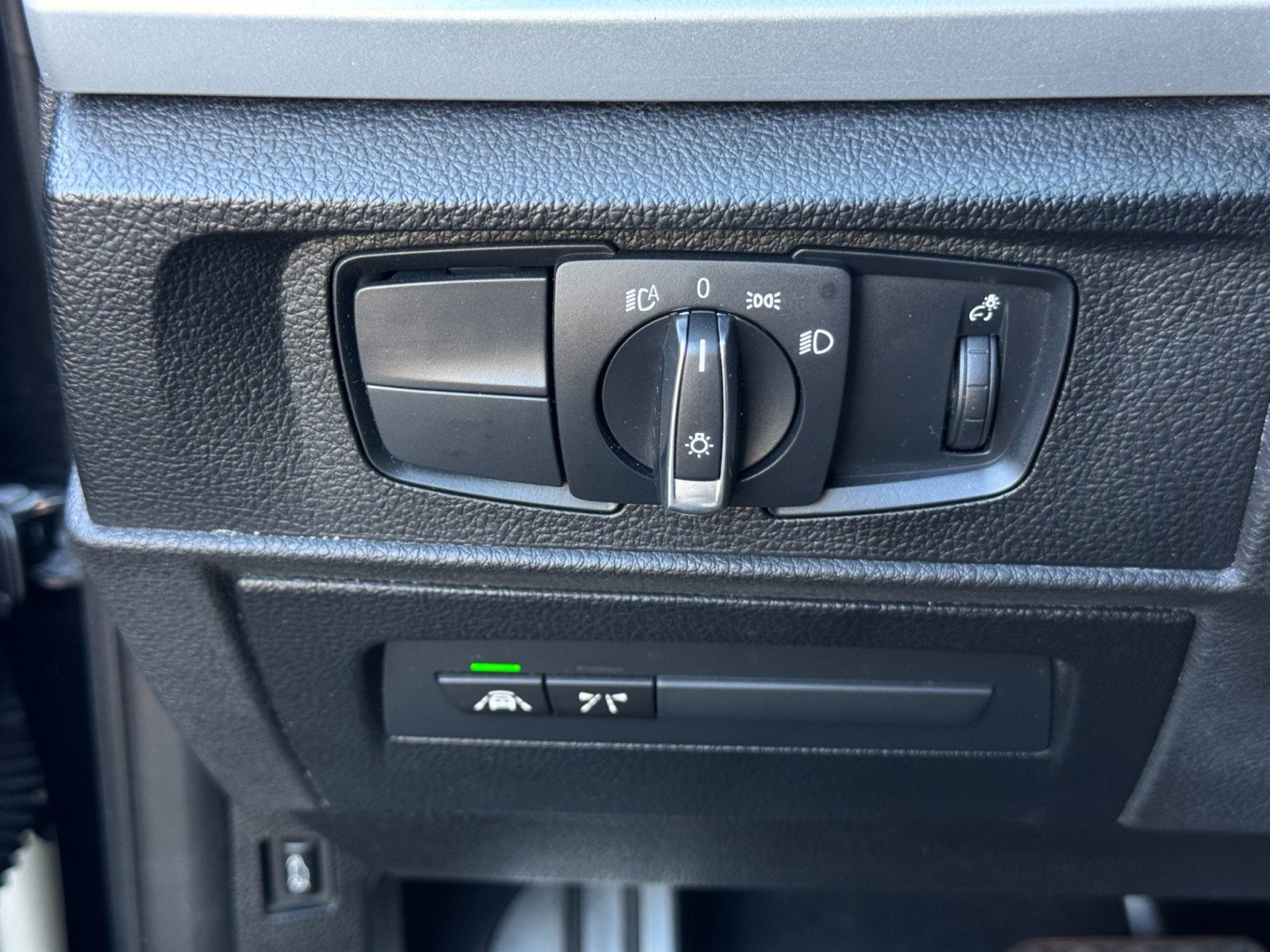 Used 2016 BMW M235i Coupe image 17