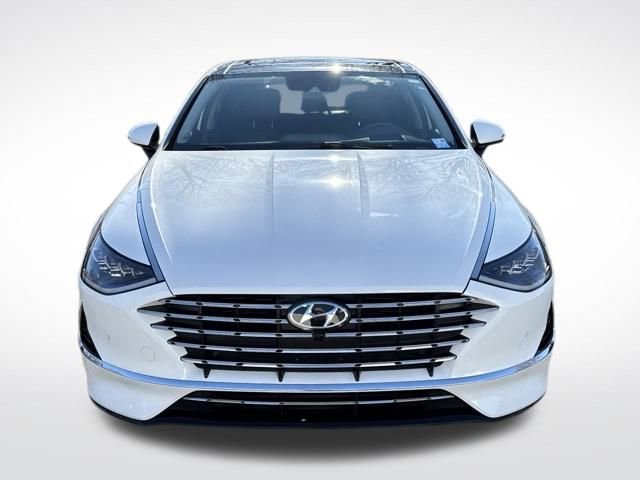 Certified 2023 Hyundai Sonata Limited w/ Cargo Package image 9
