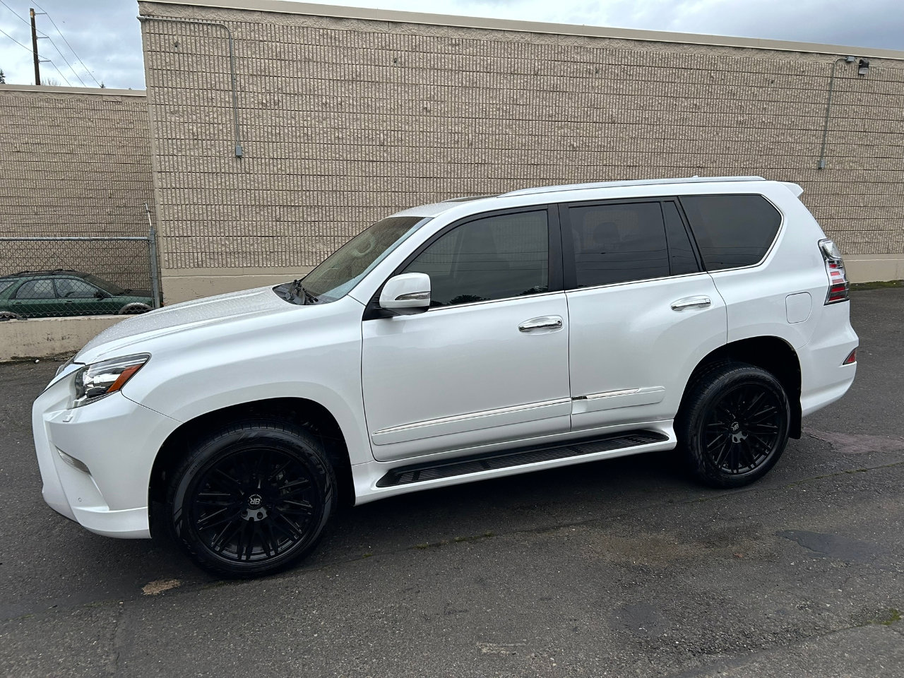 Used 2014 Lexus GX 460 Luxury image 8