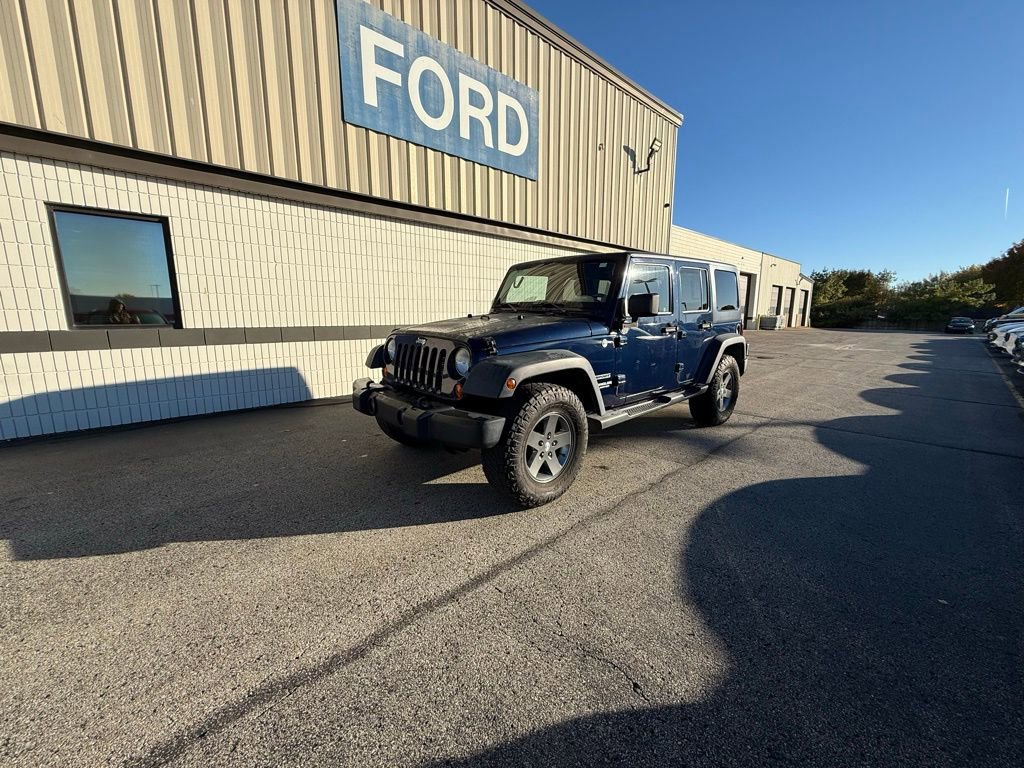 Used 2013 Jeep Wrangler Unlimited Sport image 3