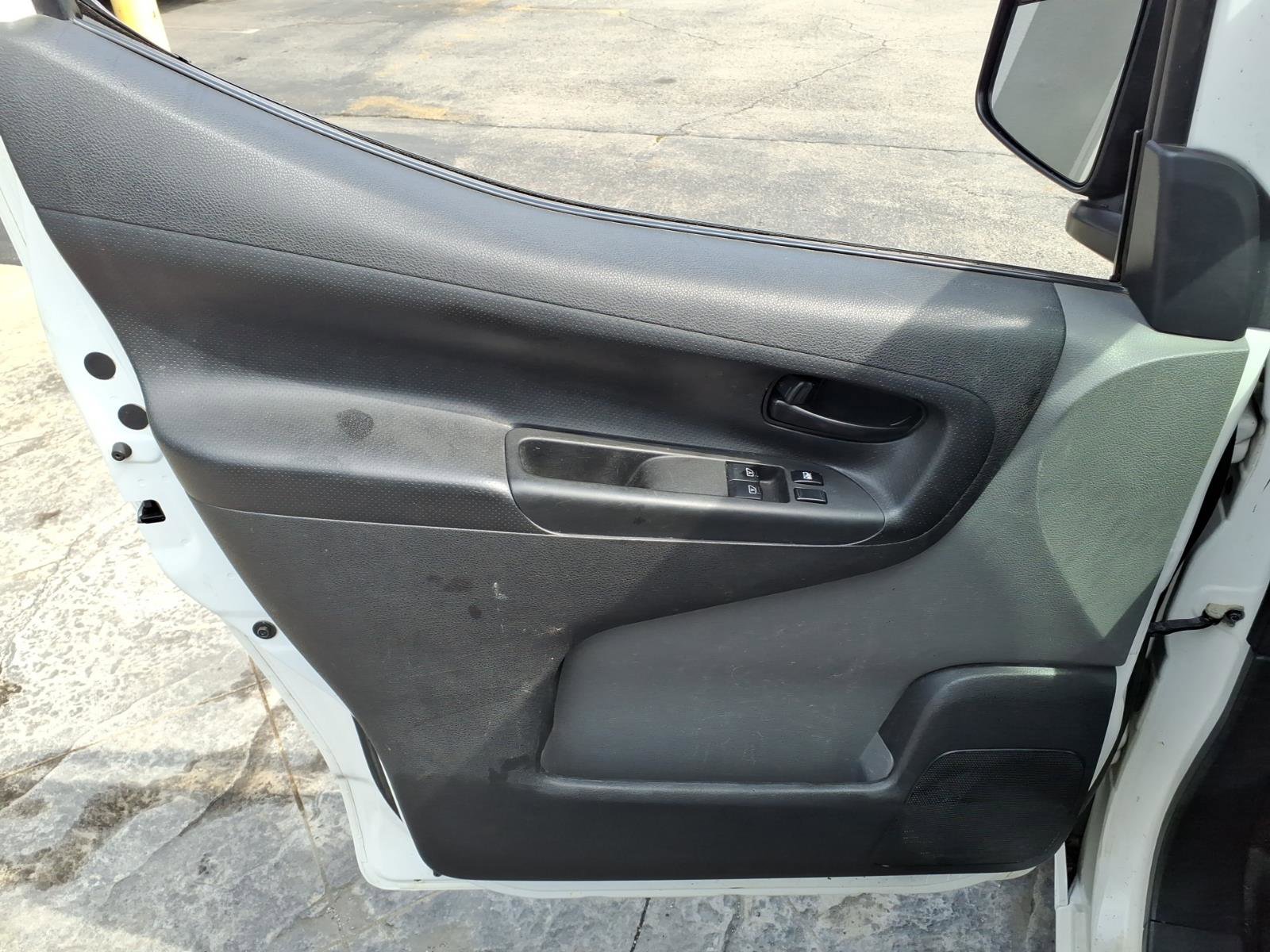 Used 2020 Nissan NV200 S FWD image 13