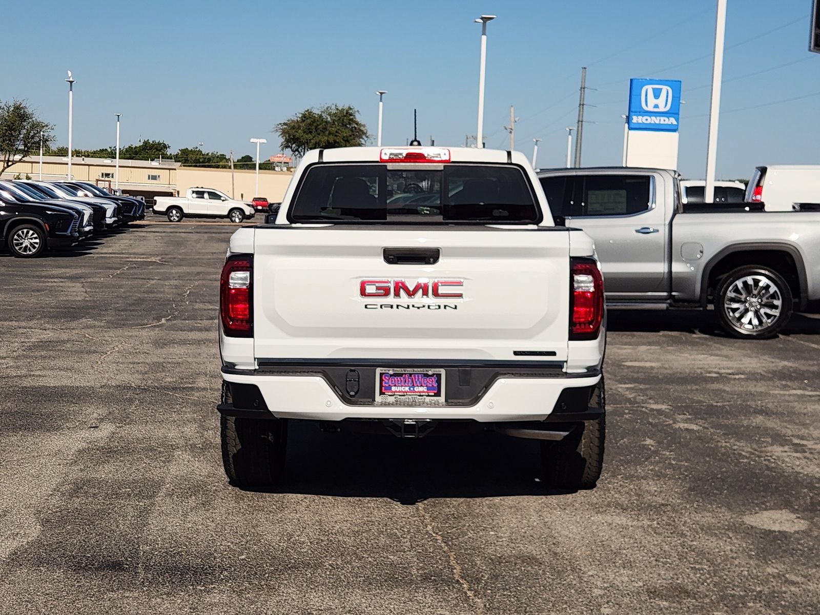 New 2026 GMC Canyon Elevation w/ Convenience Package RWD image 8