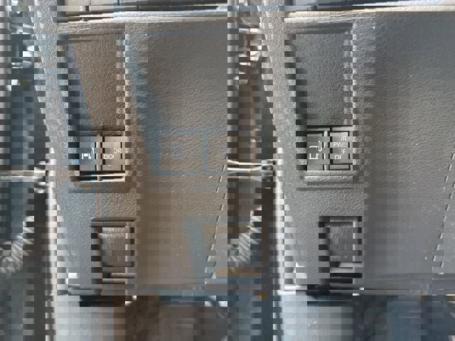 Certified 2024 Toyota Sienna XLE image 28