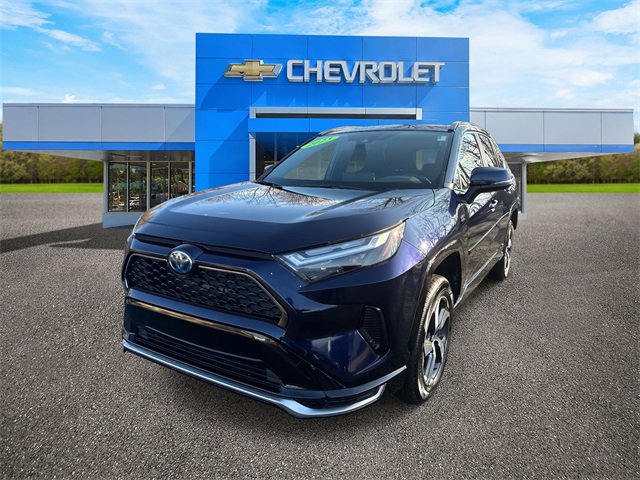 Used 2023 Toyota RAV4 SE image 1