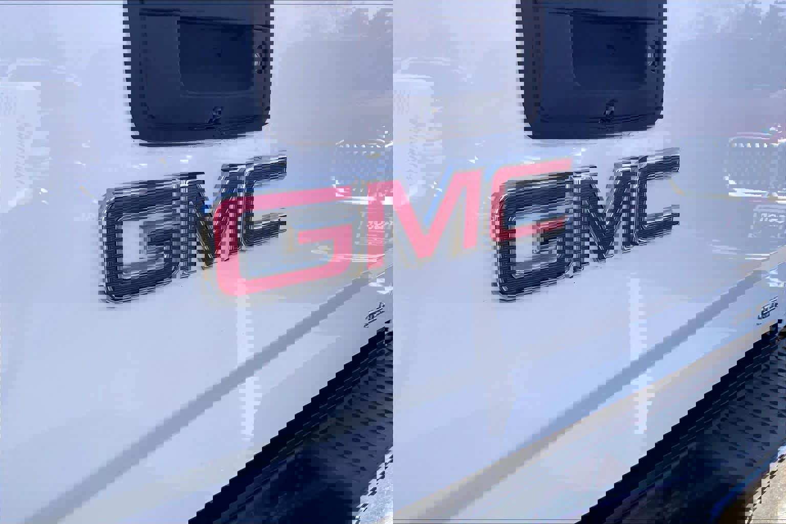 Used 2017 GMC Sierra 1500 SLE w/ SLE Value Package image 31