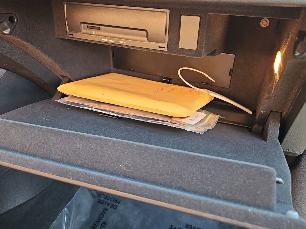 Used 2020 Audi Q3 2.0T Premium image 21