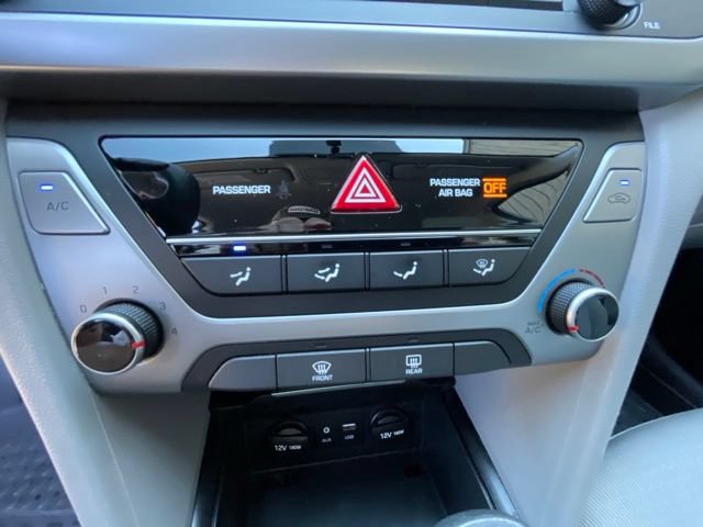 Used 2018 Hyundai Elantra SE w/ Cargo Package FWD image 34