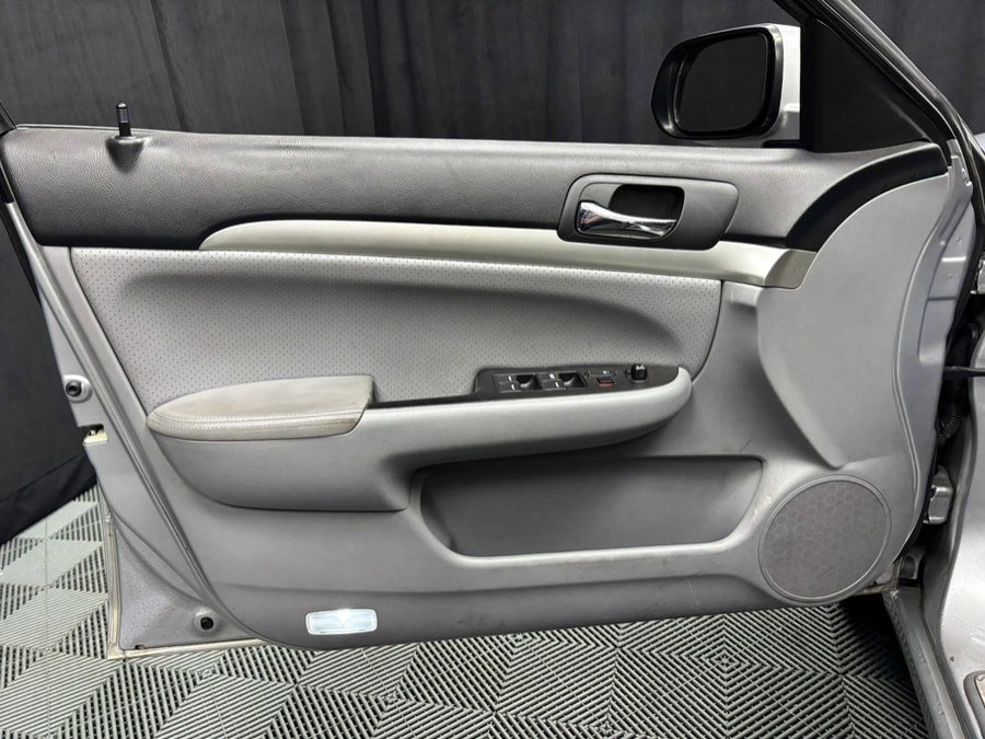 Used 2005 Acura TSX image 24