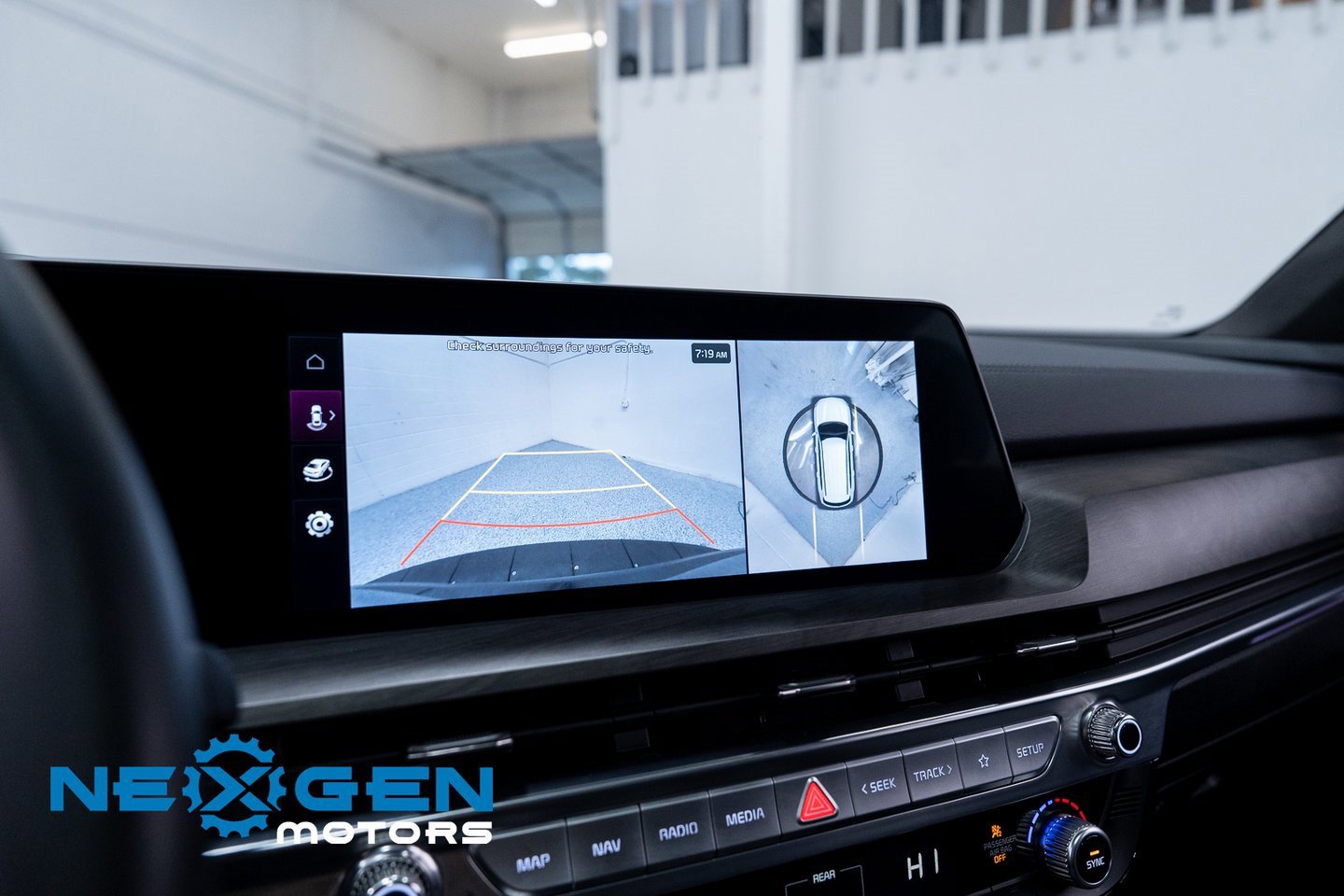 Used 2025 Kia Telluride SX Prestige X-Line image 42