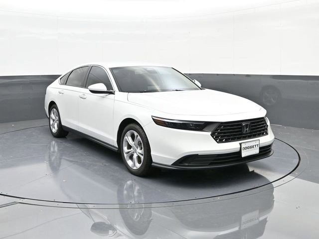 Used 2025 Honda Accord LX image 18