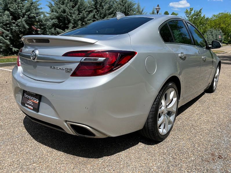 Used 2017 Buick Regal GS w/ Driver Confidence Package #1 AWD/4WD image 35