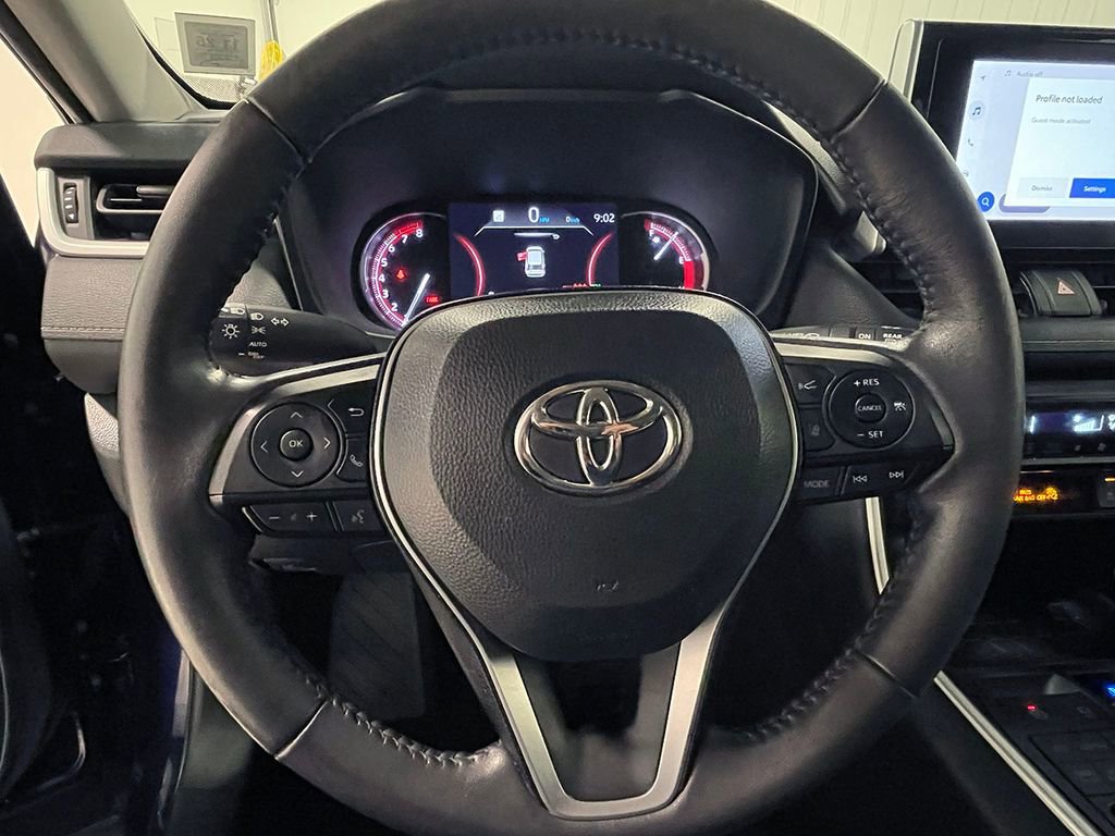 Used 2023 Toyota RAV4 XLE image 30