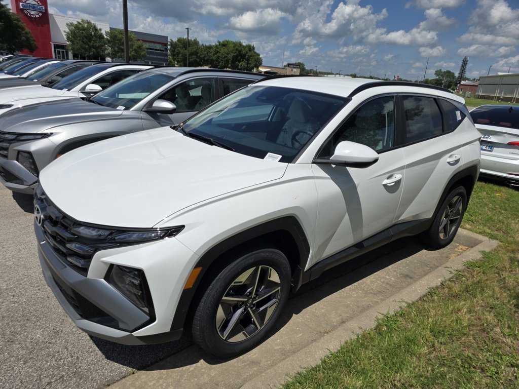 New 2025 Hyundai Tucson SEL