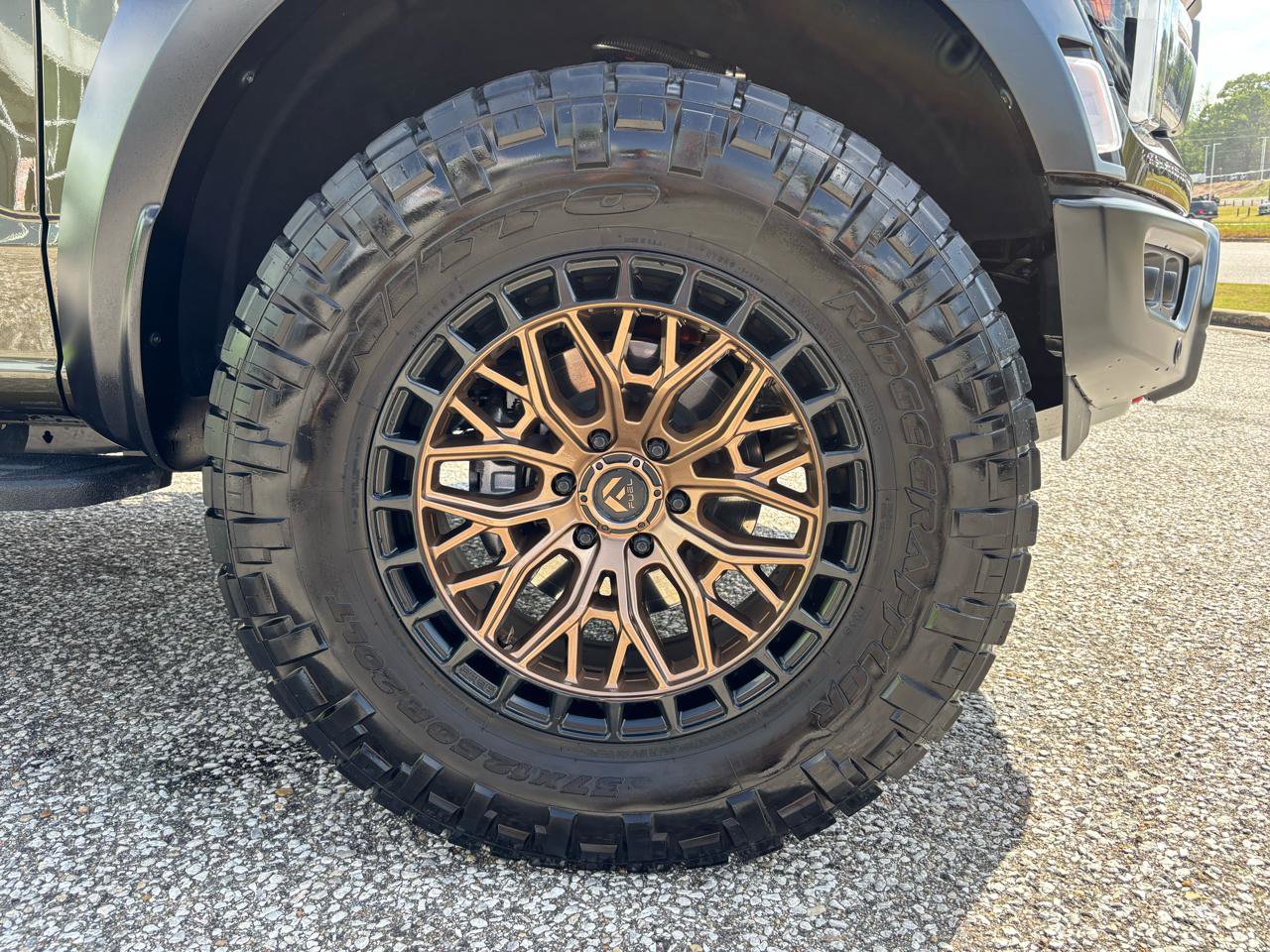 Used 2025 Ford F150 Raptor image 39