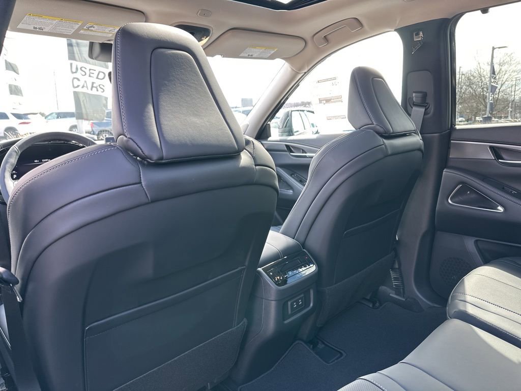 New 2026 INFINITI QX60 Luxe w/ Cargo Package image 33