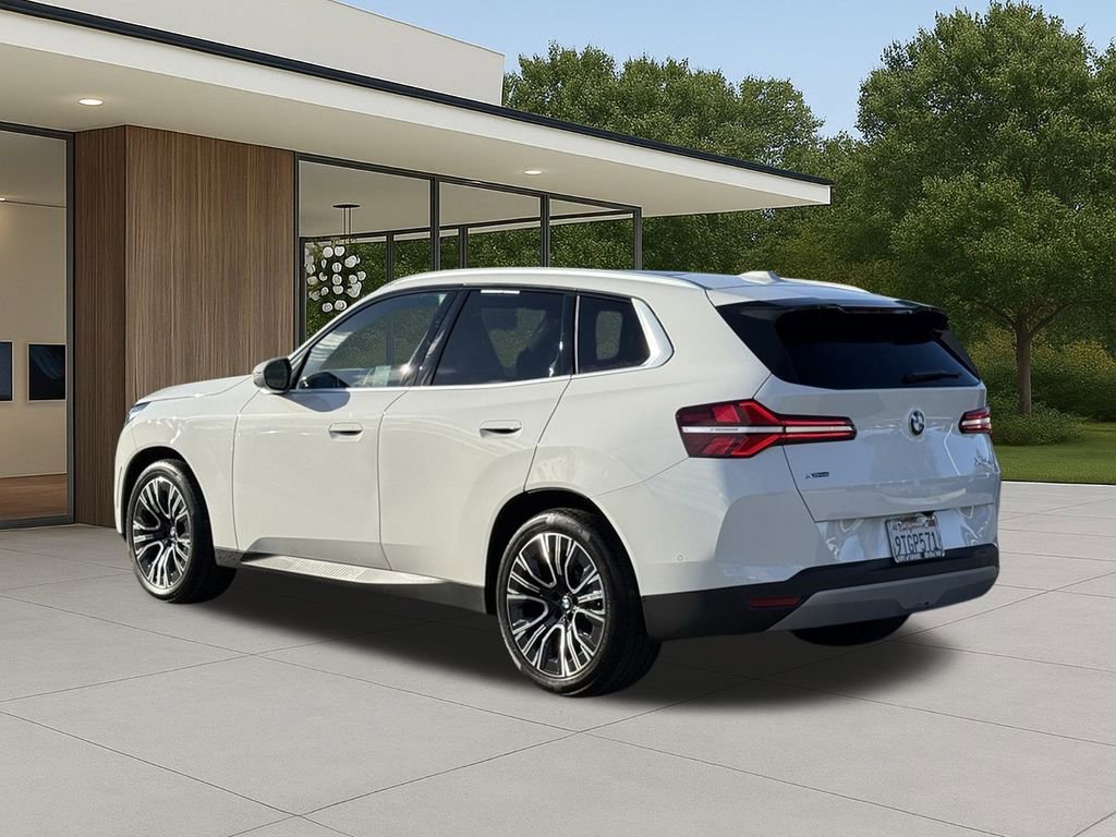 Used 2025 BMW X3 xDrive30i w/ Premium Package image 10