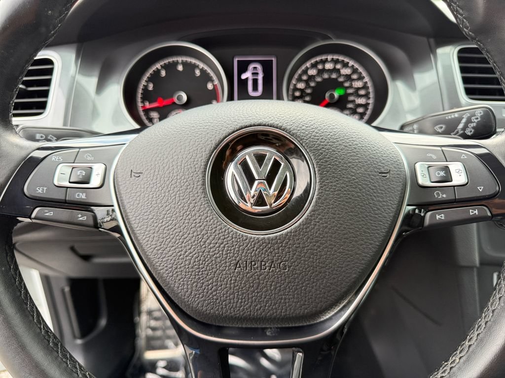 Used 2017 Volkswagen Golf Alltrack SE AWD/4WD image 19