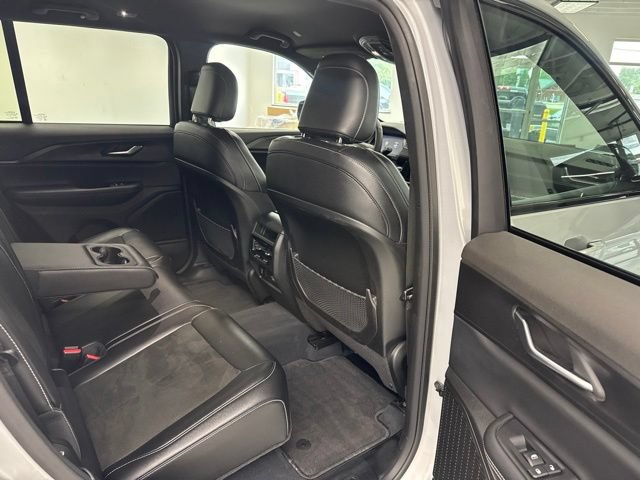 Used 2023 Jeep Grand Cherokee Altitude AWD/4WD image 30