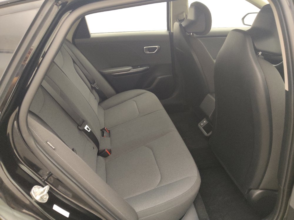 Used 2025 Kia K4 FWD image 19