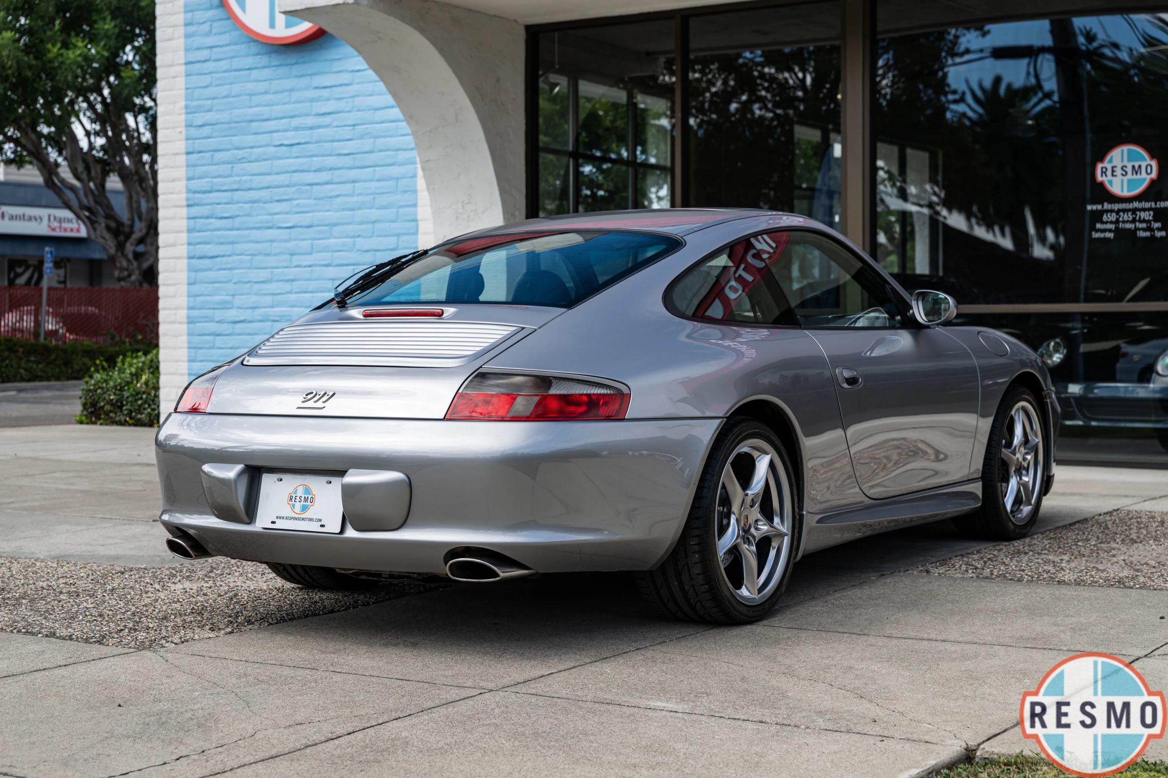 Used 2004 Porsche 911 40th Anniversary RWD image 6