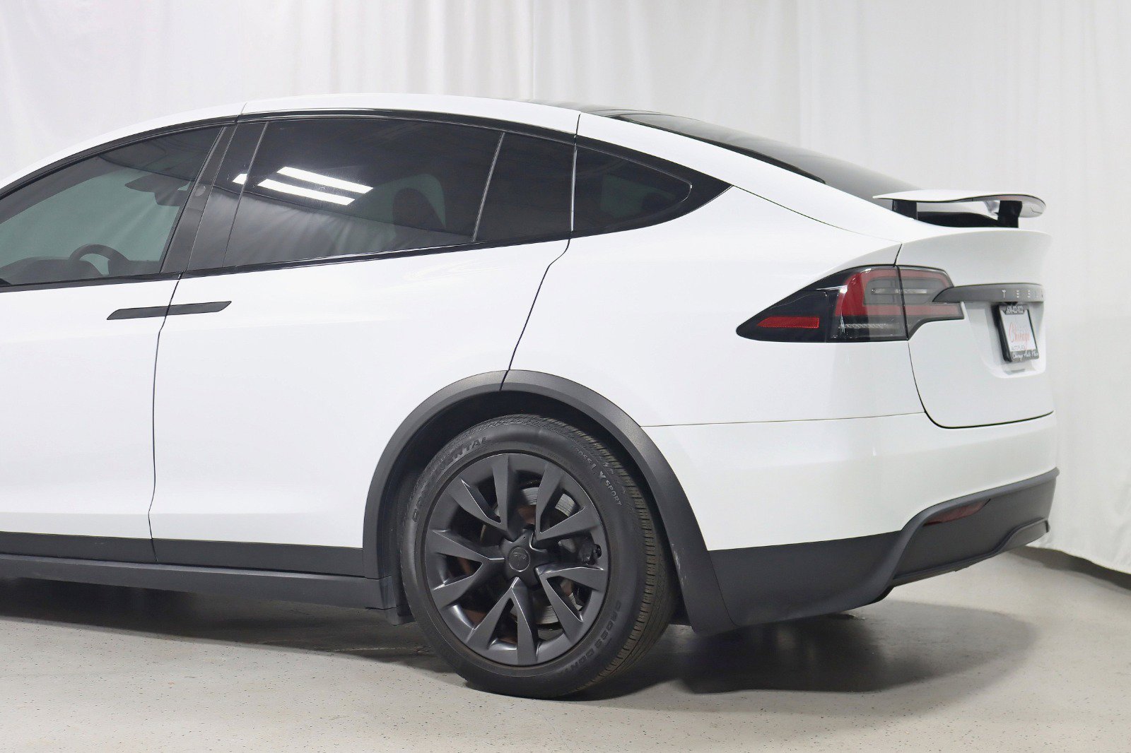 Used 2023 Tesla Model X image 11