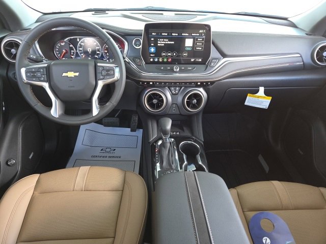 New 2025 Chevrolet Blazer Premier w/ LPO, Black Sport Package image 33