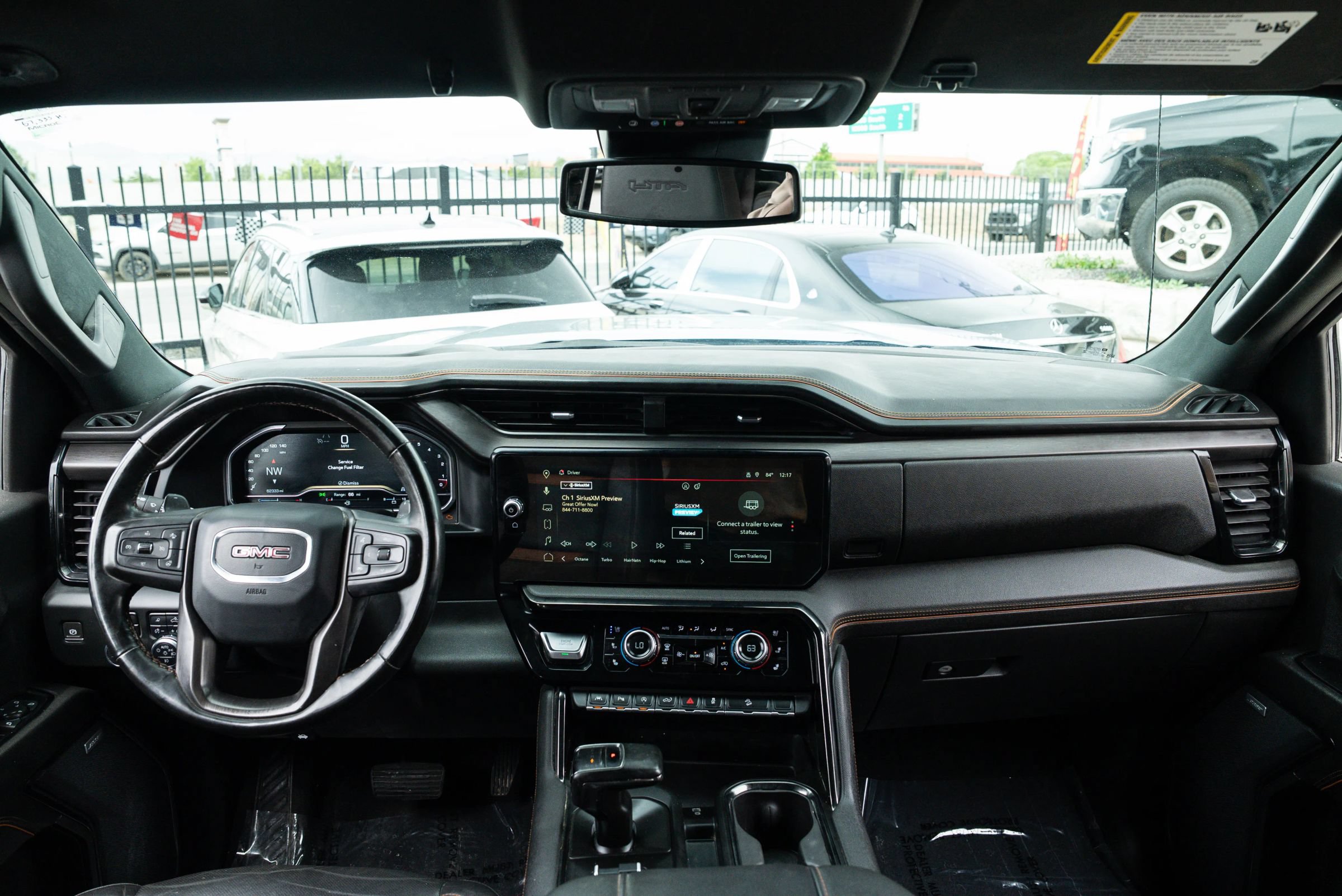 Used 2024 GMC Sierra 1500 AT4 w/ AT4 Premium Package AWD/4WD image 17