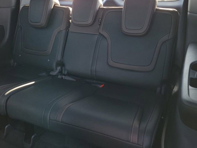New 2026 Nissan Armada SL w/ Captain's Chari Seat Package image 8