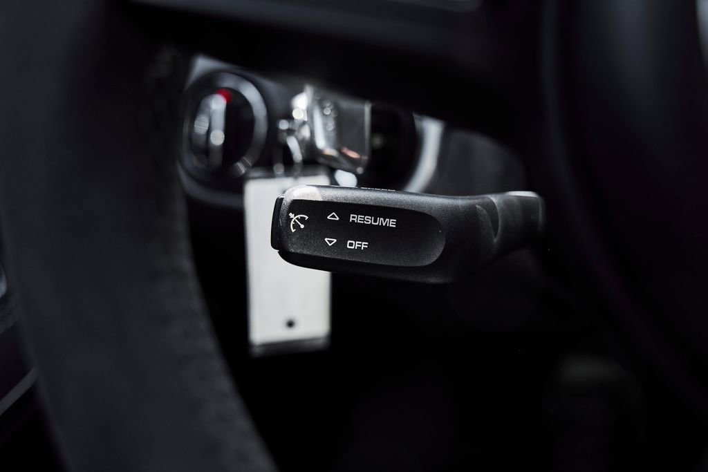 Used 2018 Porsche 911 GT3 RWD image 48
