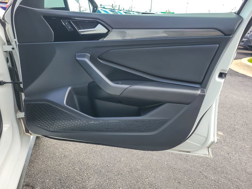 Used 2019 Volkswagen Jetta GLI image 17