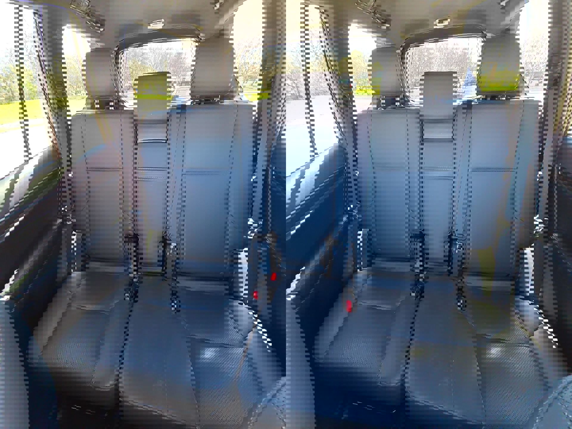 Used 2023 Lexus GX 460 Premium w/ Premium Package image 22