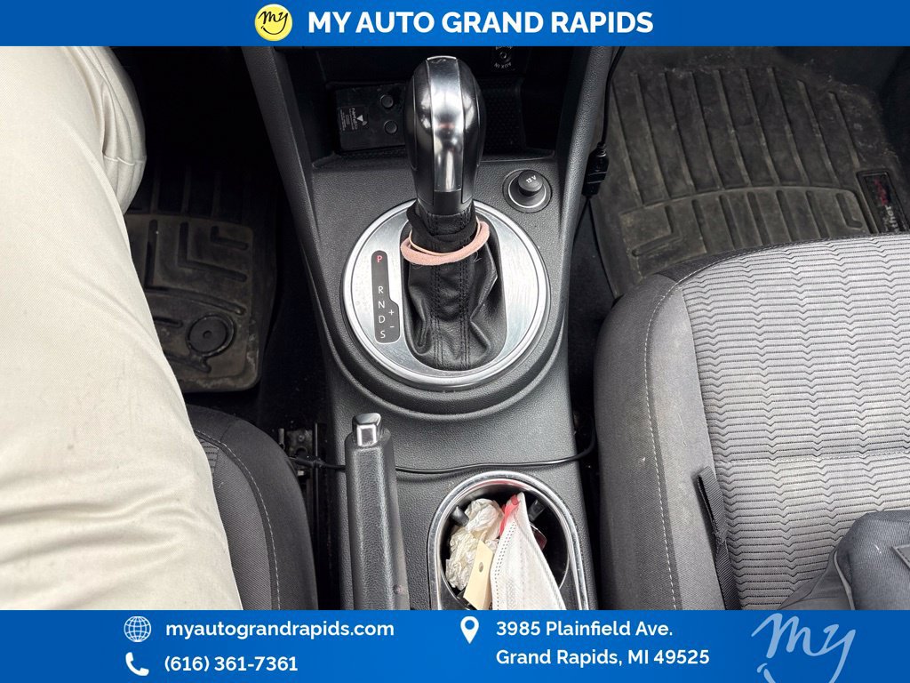 Used 2014 Volkswagen Beetle 1.8T FWD image 8