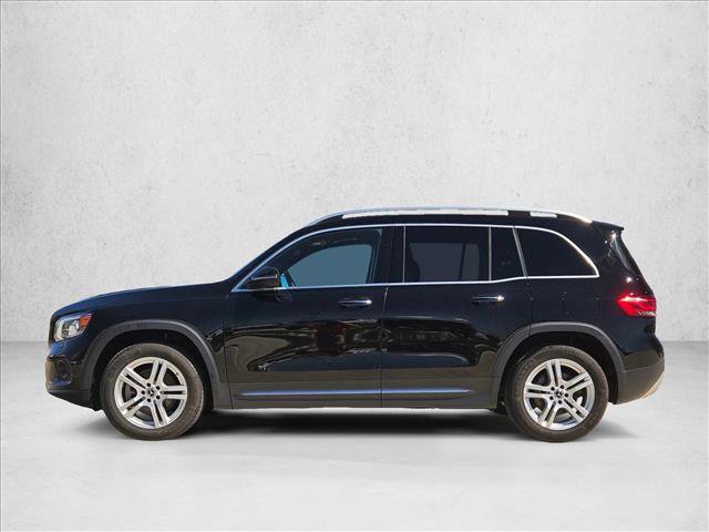 Used 2023 Mercedes-Benz GLB 250 4MATIC image 9